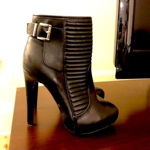 High Heel Low cut Boots size 6.5